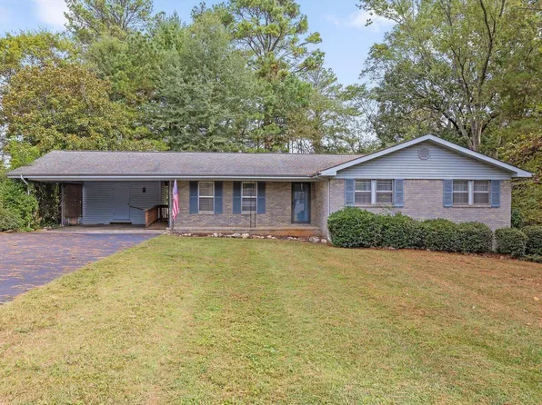 301 Harper Valley Dr, Tunnel Hill, GA 30755