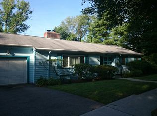40 Wallis Rd, Brookline, MA 02467