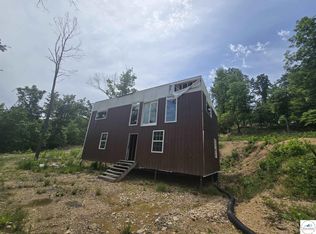 18 E 64th Hwy, Lebanon, MO 65536