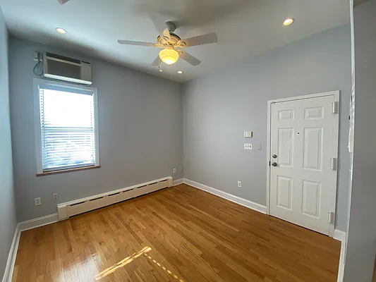 Rented by Compass | media 34