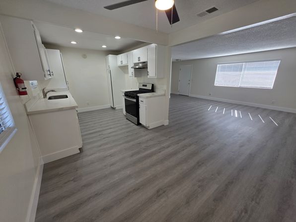 10314 Western Ave #201
