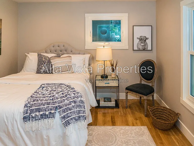 5606 Dolphin Pl — Photo 22