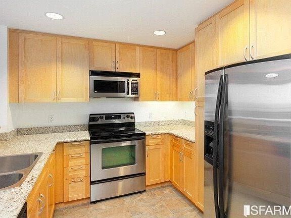 2nd image of 250 King St Unit 1202