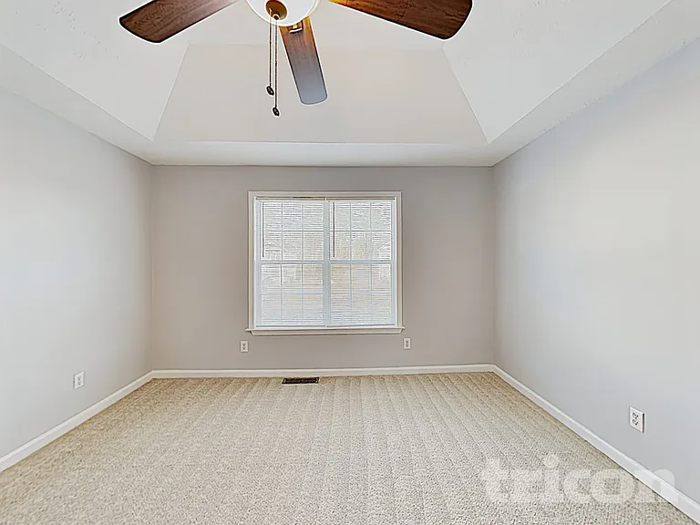 87 Princeton Dr — Photo 7