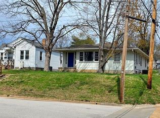 1325 E 6th St, Washington, MO