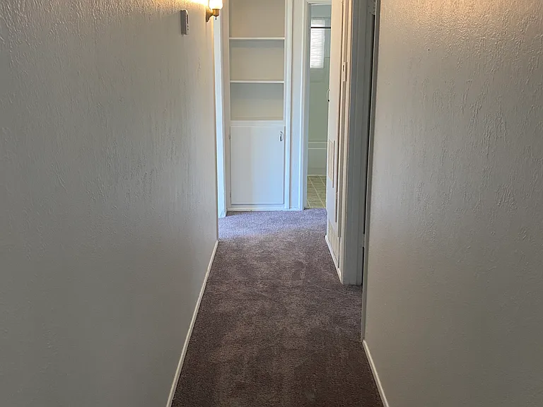 1613 S Farmer Ave — Photo 11