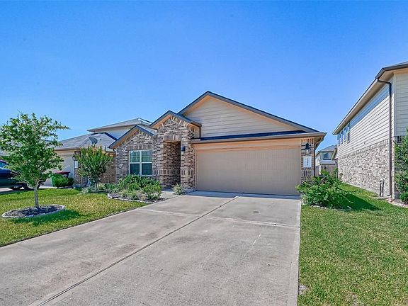 3rd image of 2023 Bravos Manor Ln