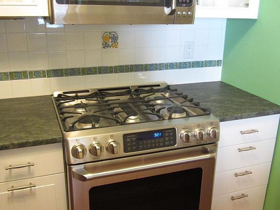 Convection oven and microwave