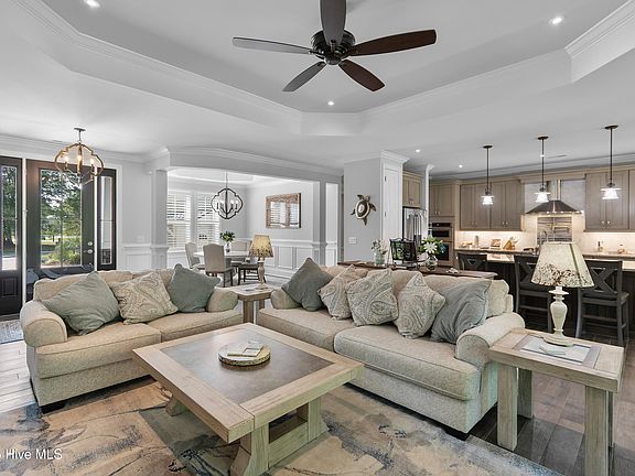 2nd image of 6606 Cadbury Lane SW