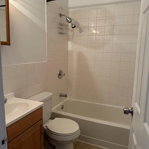 3808 Spring Garden St — Photo 8