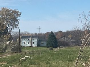 1610 Friday Rd, Coloma, MI 49038