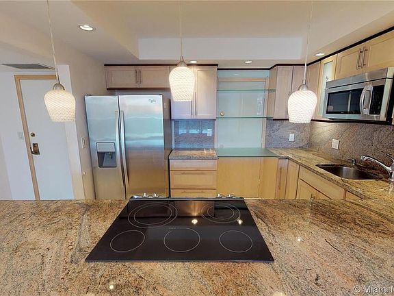 5th image of 3800 S Ocean Dr APT 807