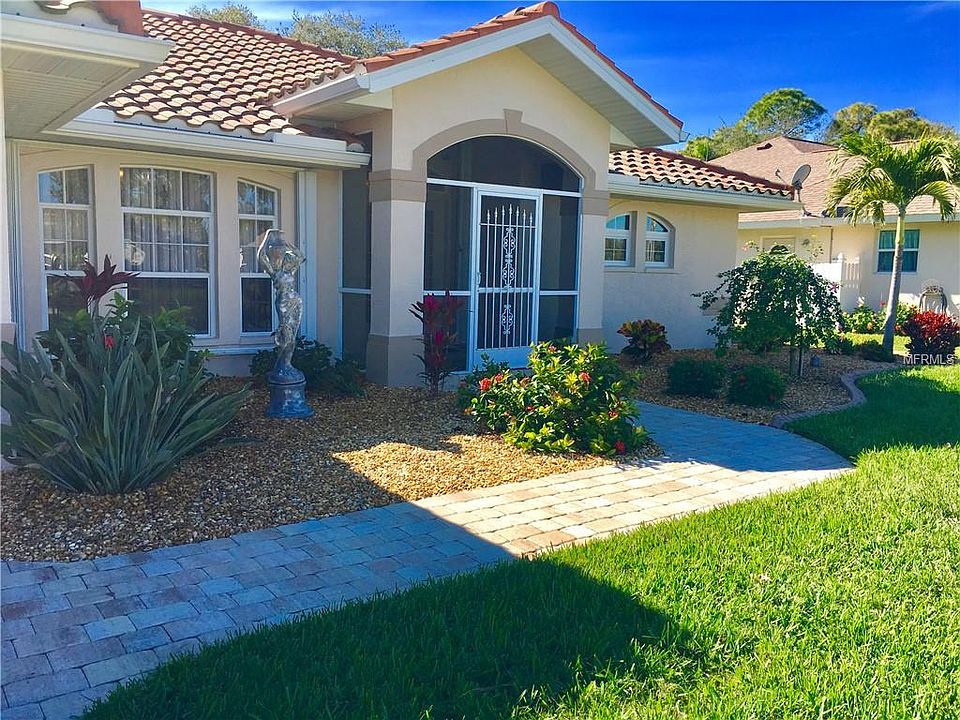 1st image of 698 Rotonda Cir