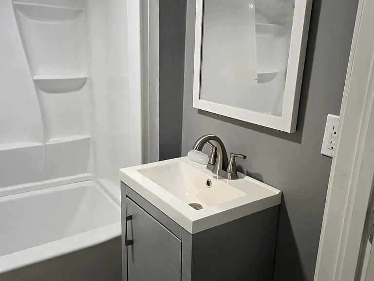 701 Cumberland Dr #4 — Photo 6