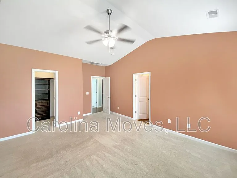 200 Hartwood Lake Ln — Photo 8