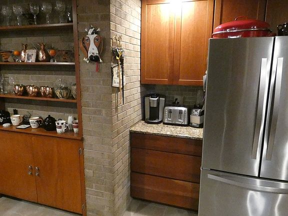 4th image of 53156 W Oakmont Dr