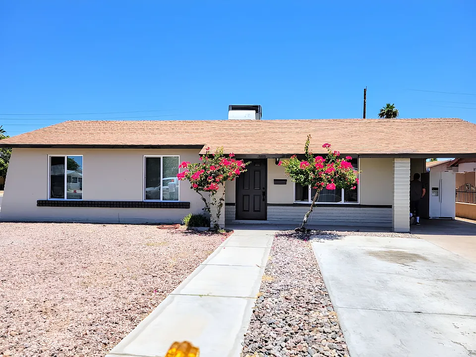 441 S Rogers