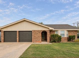 800 NW 13th St, Andrews, TX 79714