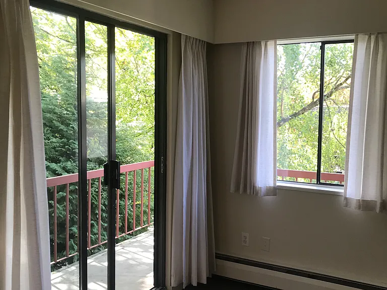 1745 W 12th Ave #310 — Photo 9