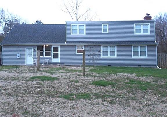 3rd image of 1501 Peachtree Dr