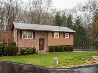 119 Forestview Dr, Beckley, WV 25801