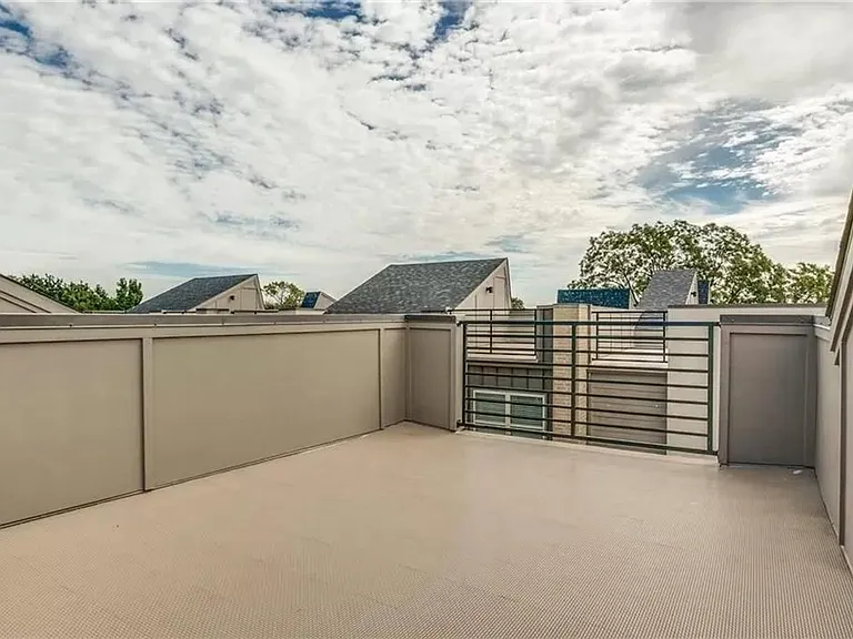 4303 Cole Ave — Photo 16