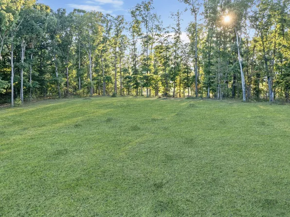445 Pruett Rd, Dickson, TN 37055