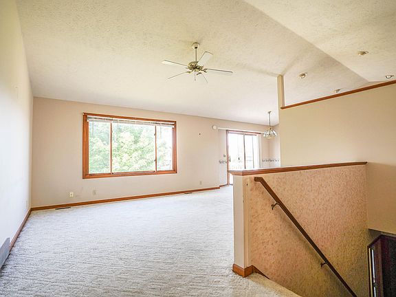 3rd image of 14325 Aspen Vale Dr