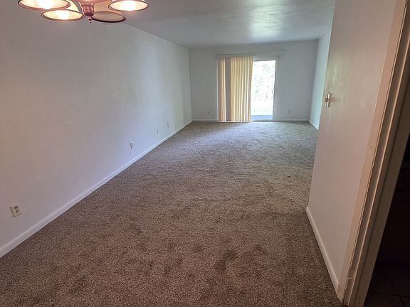 2nd image of 12217 N Woodcrest Dr