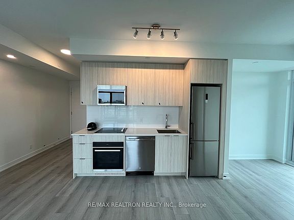 2nd image of 20 Deans Dr #610