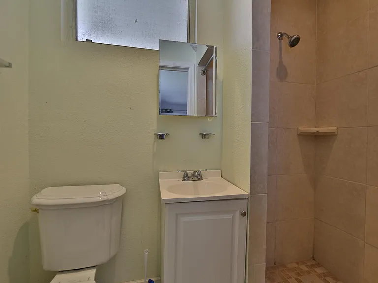2038 Ivy Pl — Photo 10