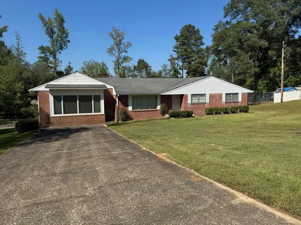 185 Edgewood Ave, Winfield, AL 35594