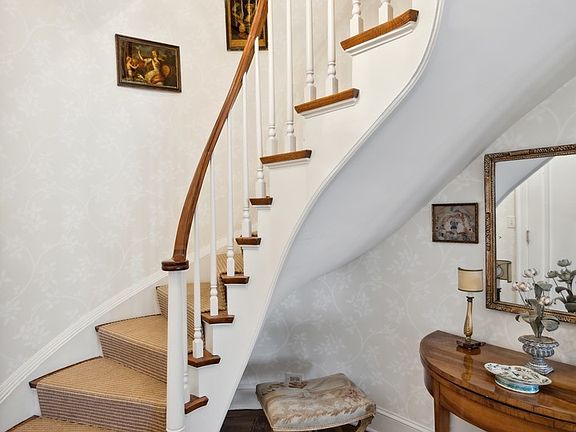 5th image of 1242 N Lake Shore Dr #11N
