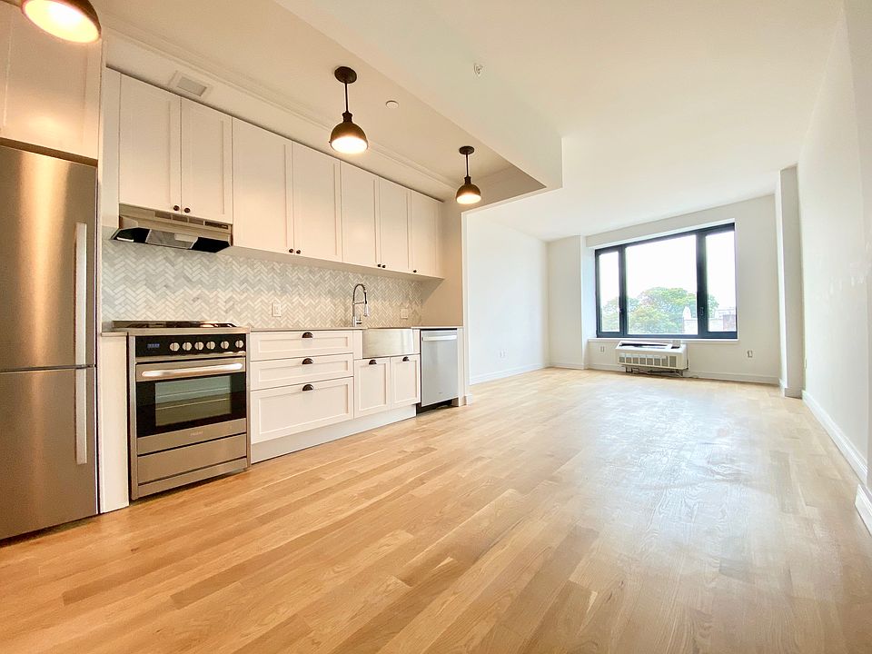 1st image of 409 Eastern Pkwy APT 505