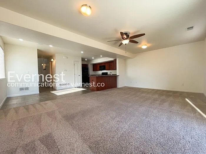 3194 Fairmont Dr #11-A — Photo 7