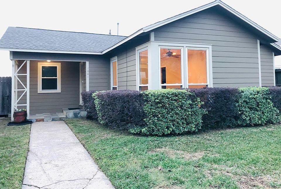 1st image of 1001 Dorothy St