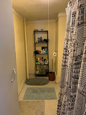 Rented by null | media 6