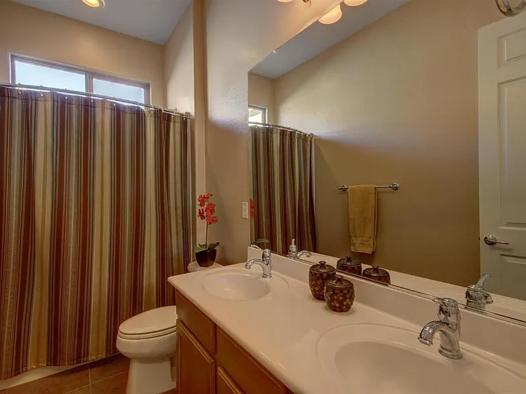 Full Bath