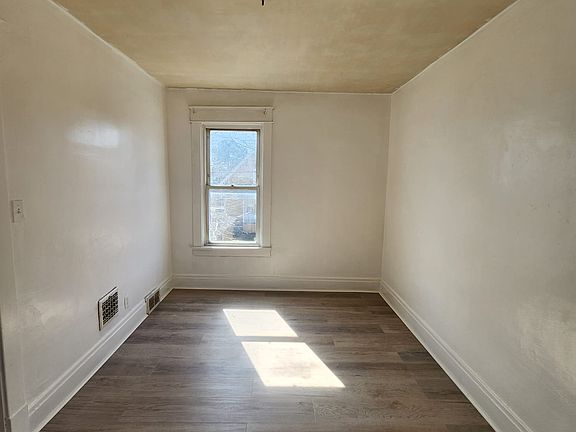 3rd image of 77 Colfax Ave #2