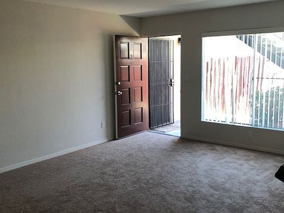 3rd image of 4575 Arizona St #2