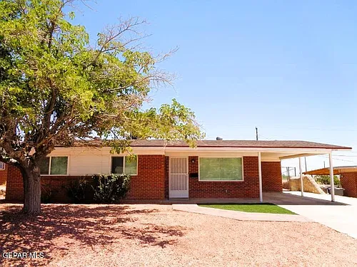 8724 Polaris St Photo 1