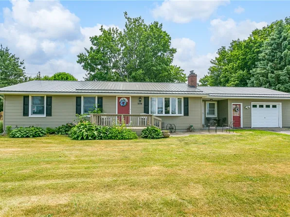 3104 Ridge Rd, Williamson, NY 14589