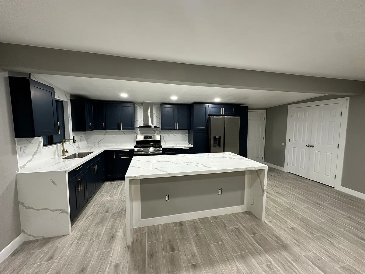 Building Photo - 4644 E Douglas St #1