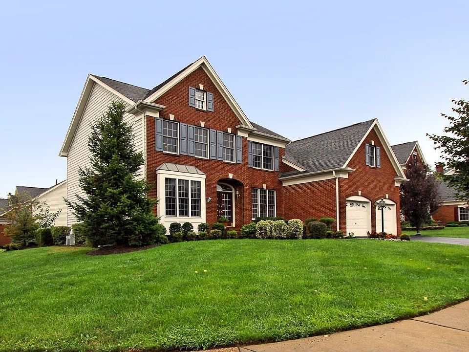 1st image of 15059 Walking Stick Way