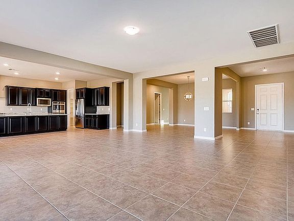 4th image of 10124 Mountain Foothills Ave