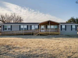 461 Gresham Rd, Burkburnett, TX 76354
