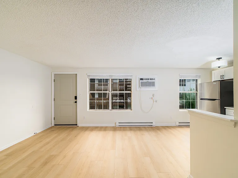 9628 1st Bay St — Photo 9