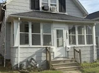 1002 43rd St, Kenosha, WI 53140