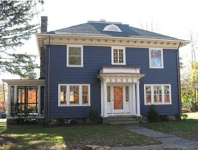 1st image of 132 Church St