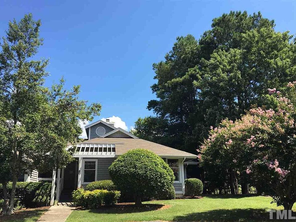 1st image of 109 Elmwood Cir